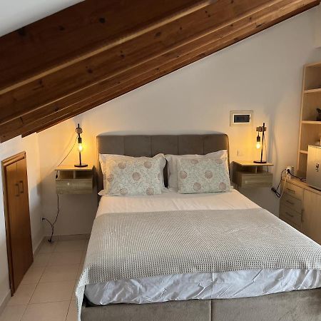 Sea View Loft Apartman Koszkinú Kültér fotó