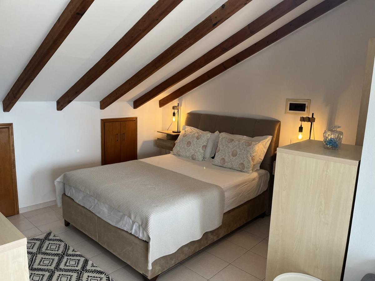 Sea View Loft Apartman Koszkinú Kültér fotó